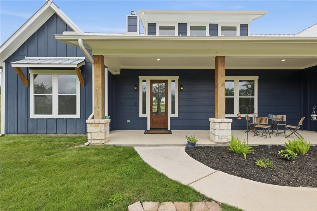 10405 Lone Star Road Washington, TX 77880 - Photo 2 of 25 Front porch