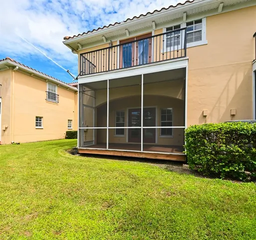 $3,000 | 277 Valencia Circle, St. Petersburg, FL 33716