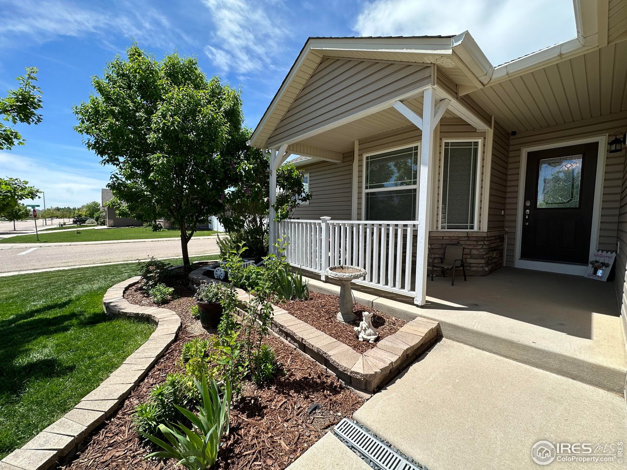 7001 McClellan Road Wellington, CO 80549 - Photo 2 of 20 Beautiful mature landscaping
