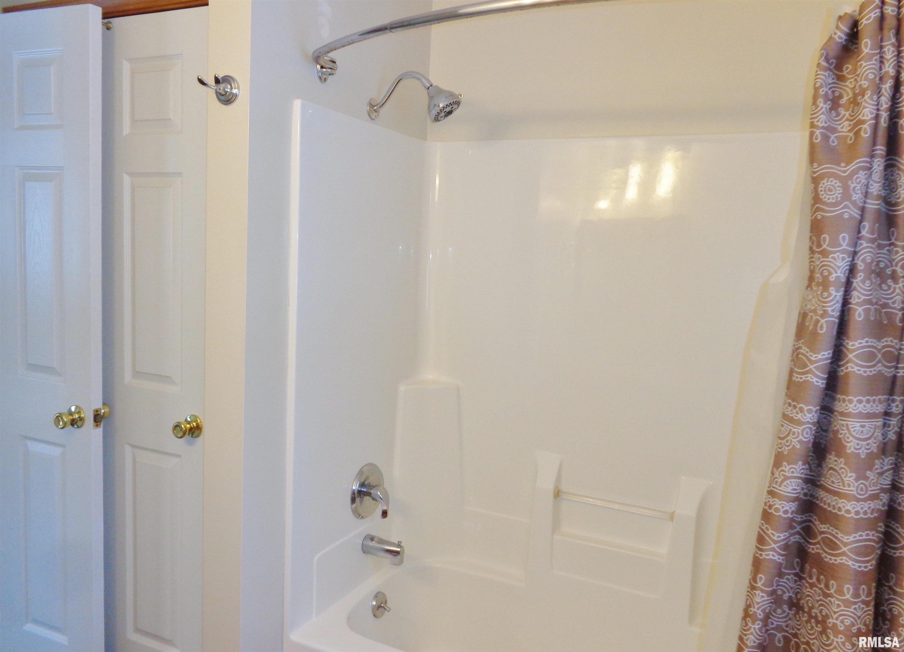 39 Raleigh Avenue Mackinaw, IL 61755 - Photo 36 of 50