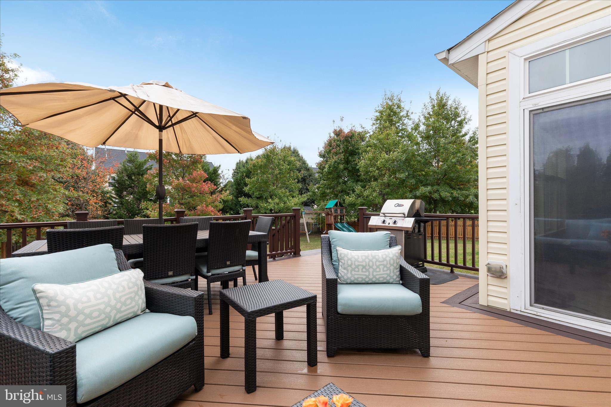 41591 Bostonian Place Aldie, VA 20105 - Photo 13 of 55 Private Deck