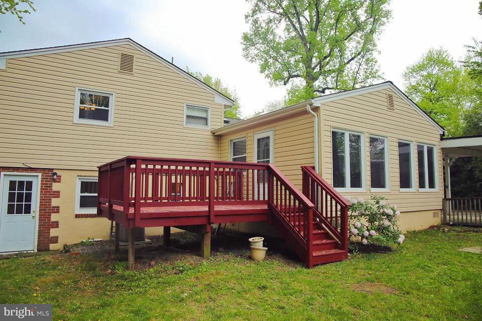 205 Tapawingo Road Southwest Vienna, VA 22180 - Photo 25 of 29 Exterior (Rear)