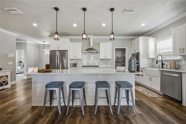 $410,000 | 1415 Southwest 68th Terrace, Gainesville, FL 32607
