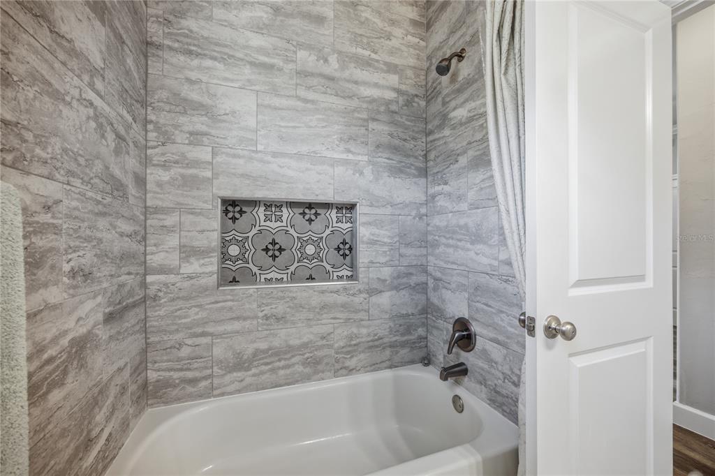 1415 Southwest 68th Terrace Gainesville, FL 32607 - Photo 35 of 67