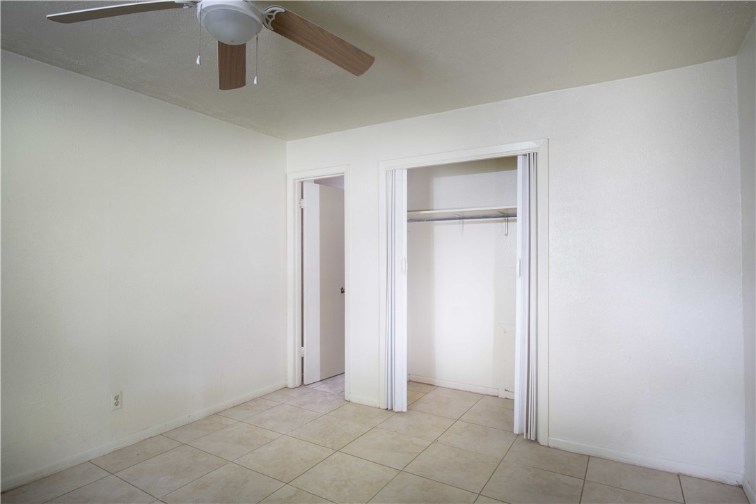 4212 Old College Road, Unit 12 Bryan, TX 77801 - Photo 2 of 5 a view of an empty room