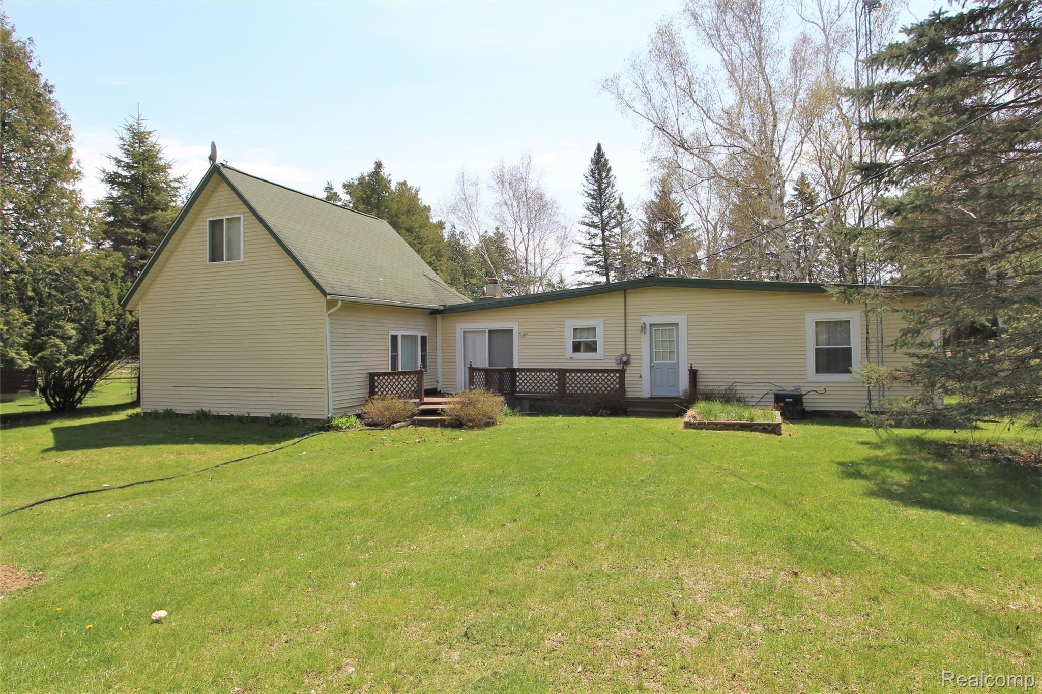 6949 Mann Road Port Sanilac, MI 48469 - Photo 2 of 48 IMG_8336.JPG