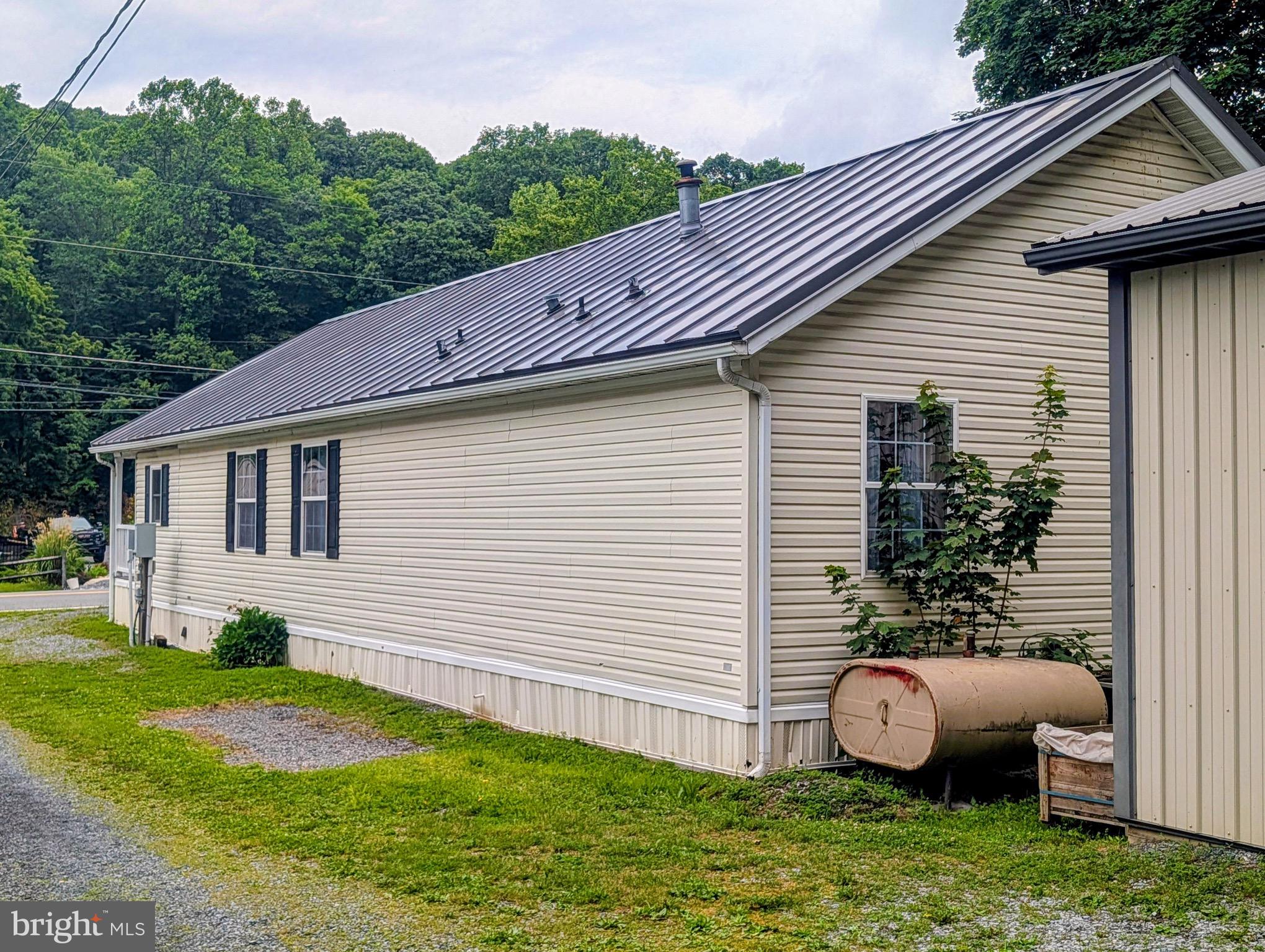 750 Six Mile Run Road Defiance, PA 16633 - Photo 7 of 36