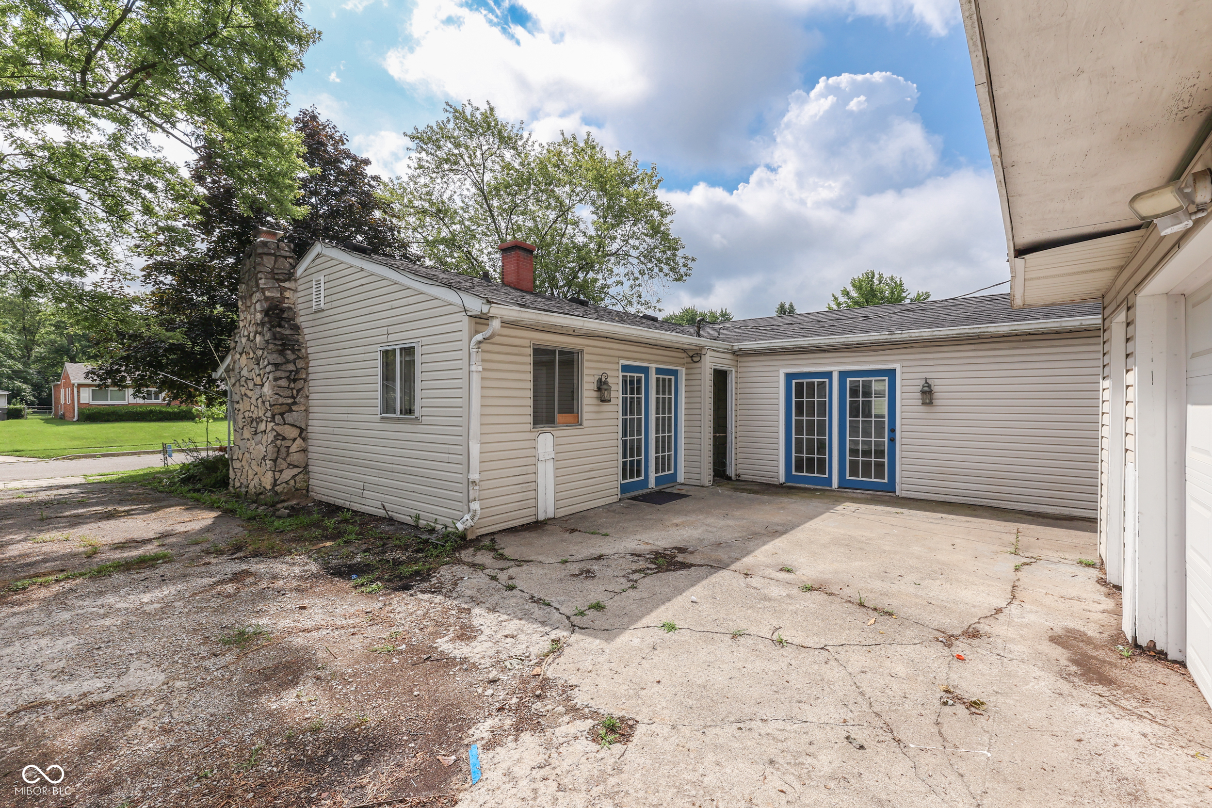 310 South Kenmore Road Indianapolis, IN 46219 - Photo 35 of 49 Gallery Image 35