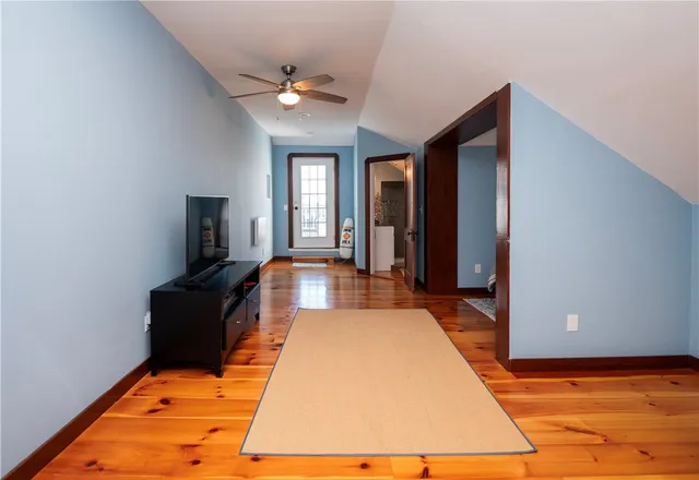 $675,000 | 4 Newport Avenue, Unit B2, Newport, RI 02840