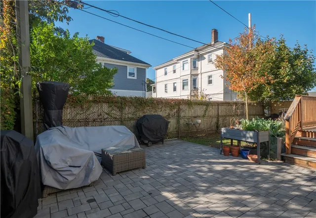 $675,000 | 4 Newport Avenue, Unit B2, Newport, RI 02840