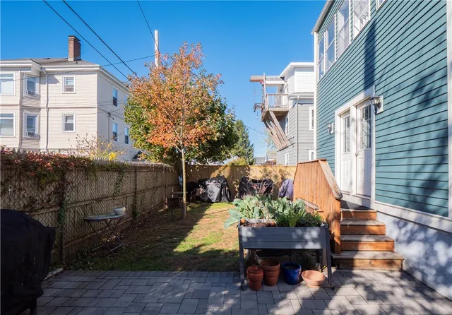 $675,000 | 4 Newport Avenue, Unit B2, Newport, RI 02840