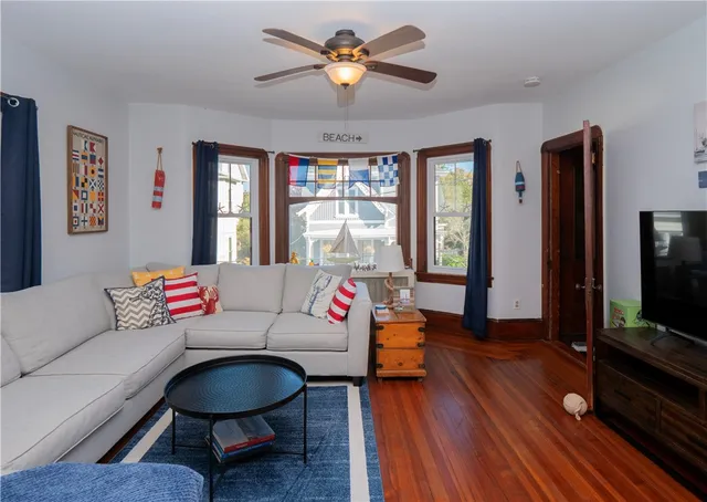 $675,000 | 4 Newport Avenue, Unit B2, Newport, RI 02840