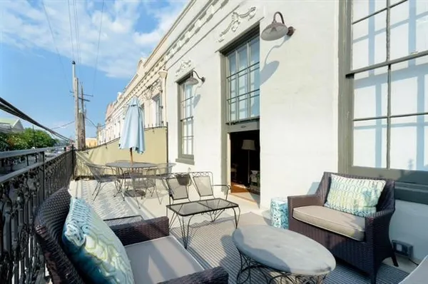 $7,000 | 2028 Magazine Street, New Orleans, LA 70130