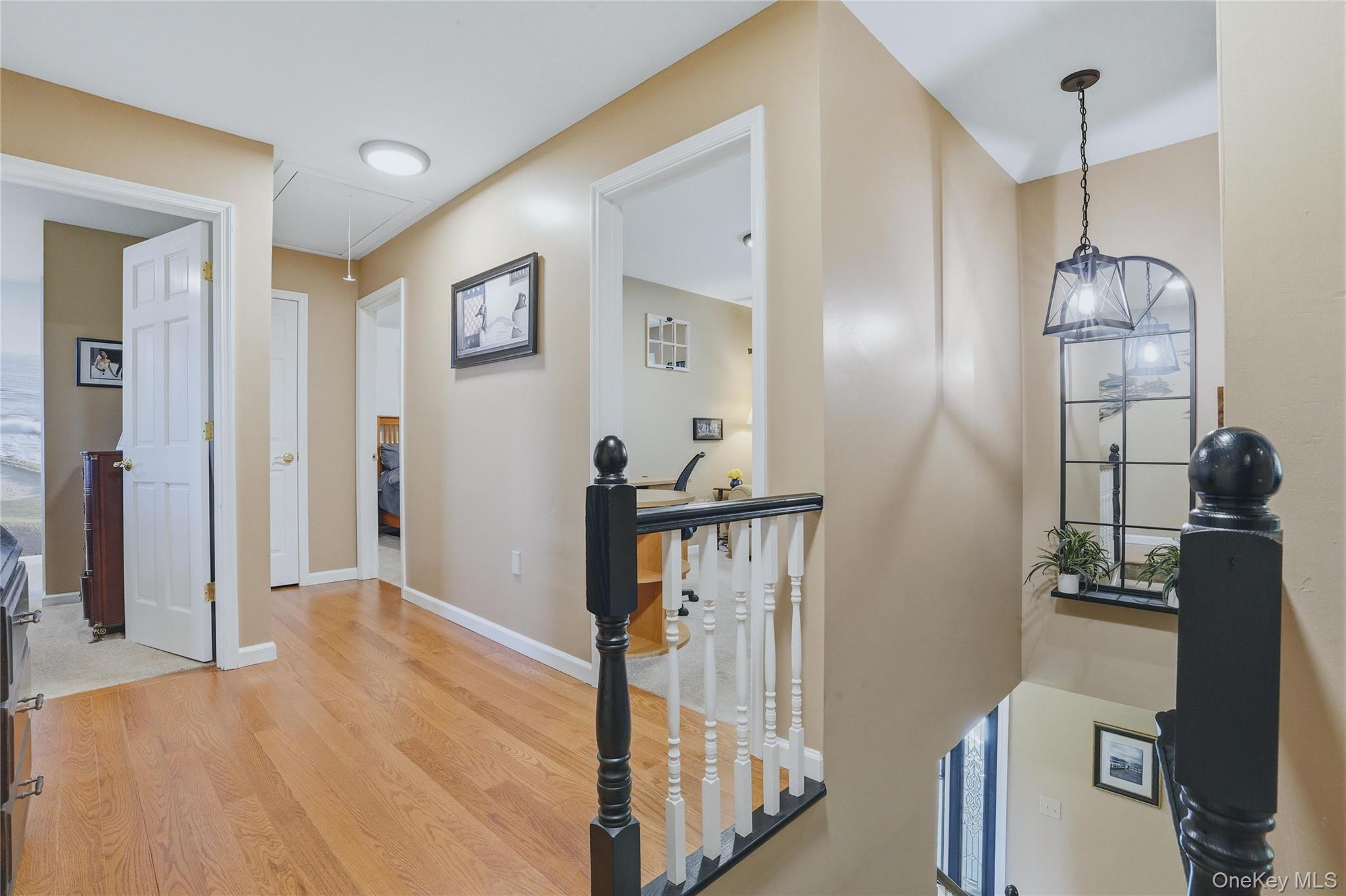 36 River Glen Road Wallkill, NY 12589 - Photo 25 of 47 a view of a hallway with interior of the house