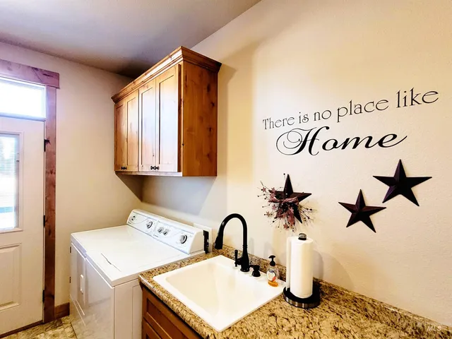 $1,225,000 | 1151 Beaverslide Road, Kamiah, ID 83536