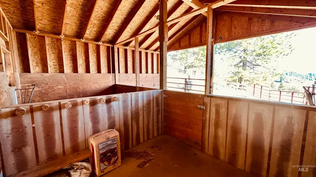 $1,225,000 | 1151 Beaverslide Road, Kamiah, ID 83536