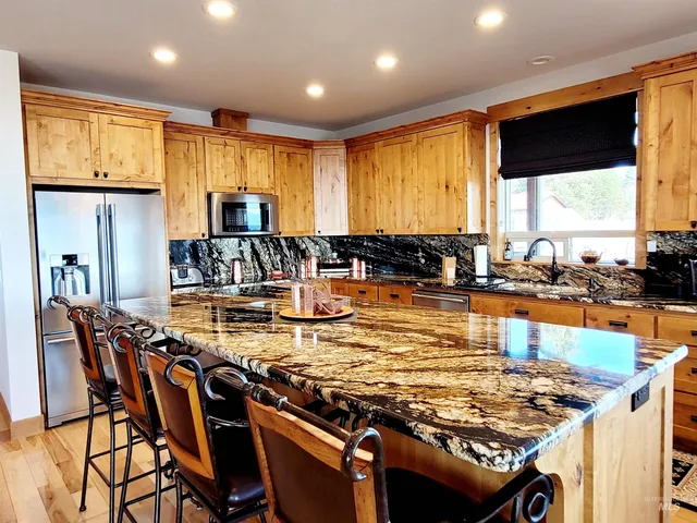 $1,225,000 | 1151 Beaverslide Road, Kamiah, ID 83536