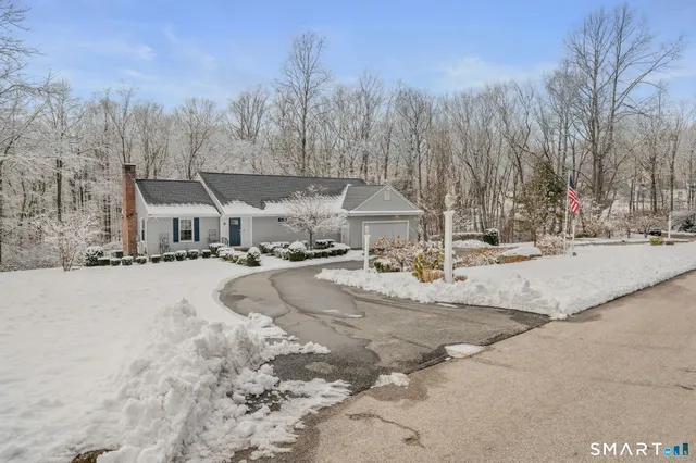 $849,000 | 16 Coult Lane, Old Lyme, CT 06371