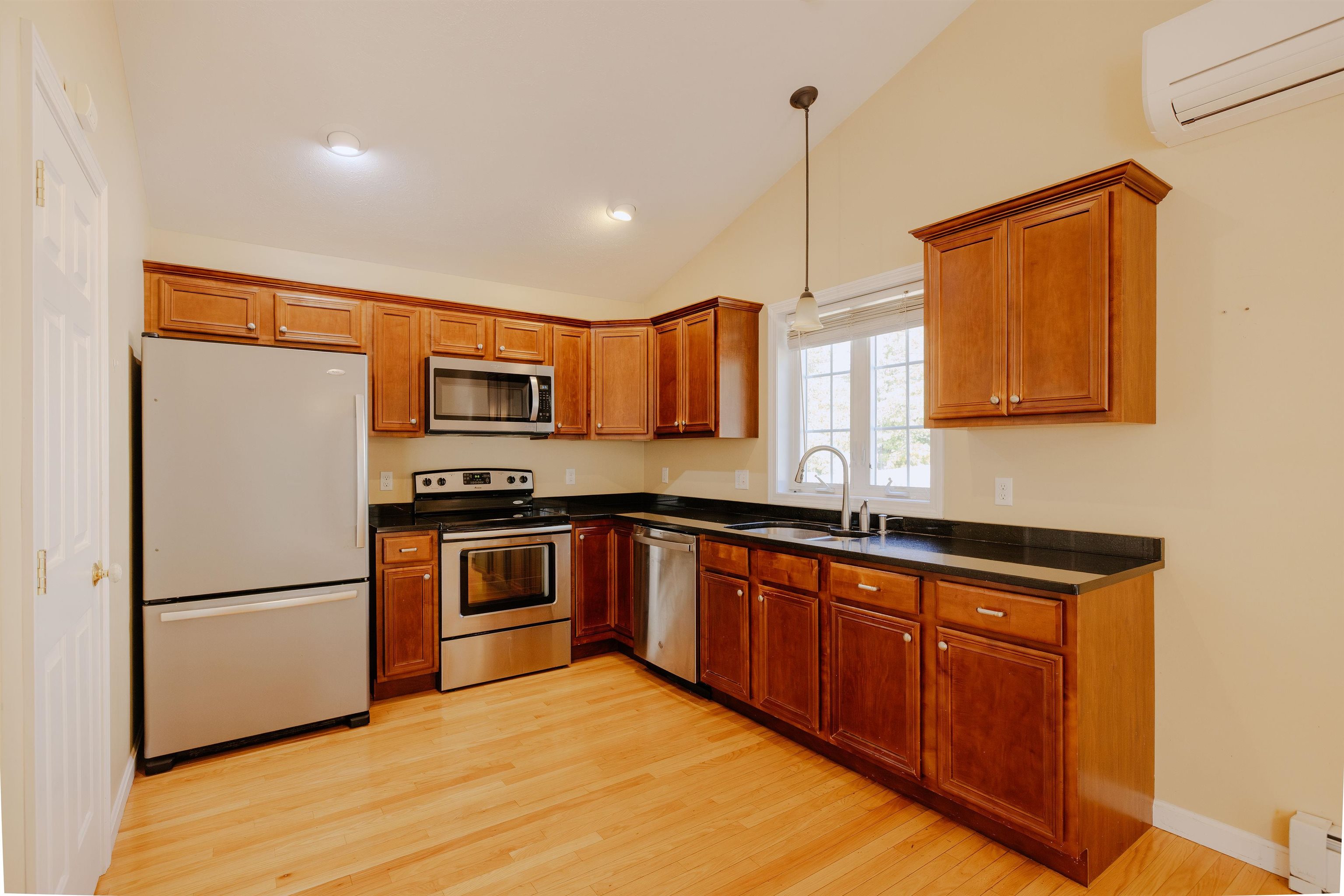 175 River Street Keene, NH 03431 - Photo 10 of 42