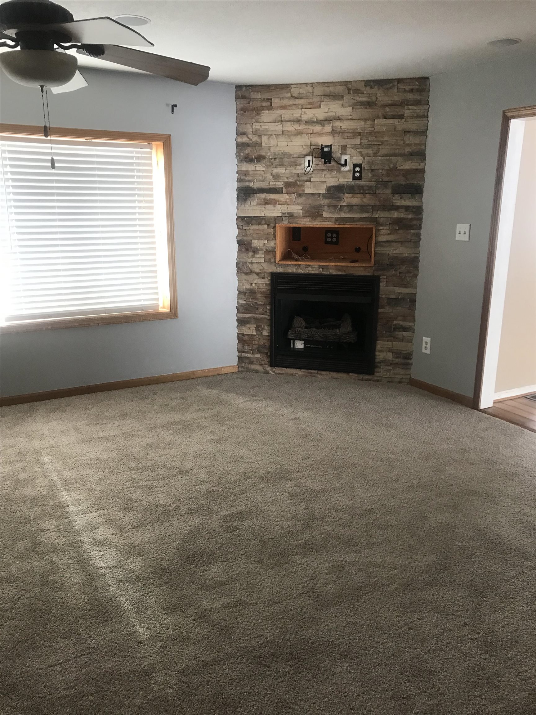 405 Spring Street Fremont, IN 46737 - Photo 6 of 17