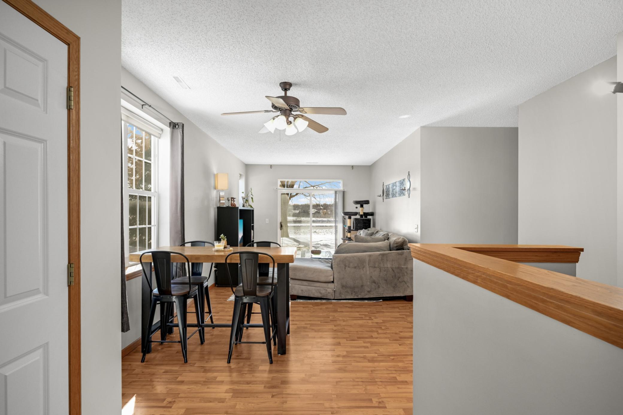 656 Cobblestone Way Shakopee, MN 55379 - Photo 3 of 20