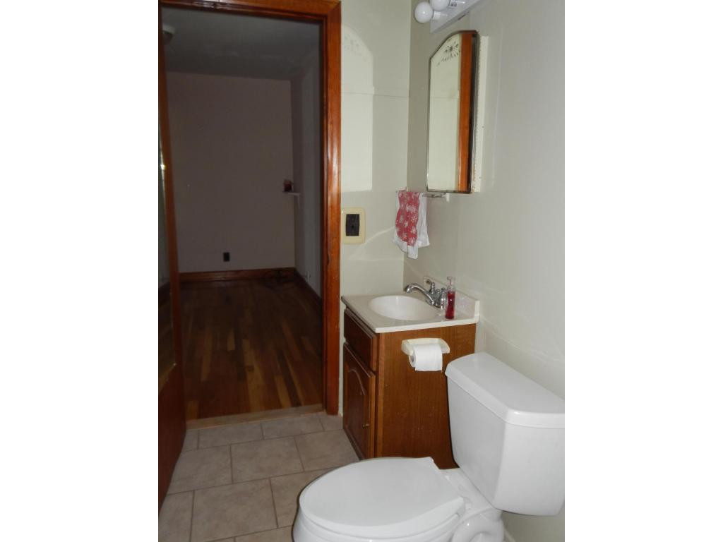 500 Lynfield Road Bristol, TN 37620 - Photo 18 of 18 12 Bath