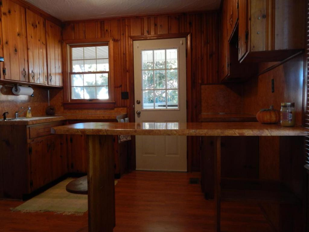 500 Lynfield Road Bristol, TN 37620 - Photo 7 of 18 Photo 7