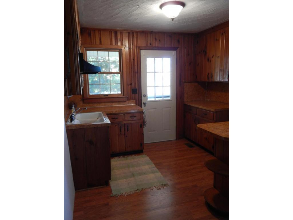 500 Lynfield Road Bristol, TN 37620 - Photo 8 of 18 Photo 8
