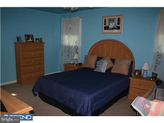2714 Axe Factory Road Philadelphia, PA 19152 - Photo 6 of 12 Gallery Image 6