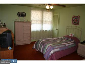 2714 Axe Factory Road Philadelphia, PA 19152 - Photo 9 of 12 Gallery Image 9
