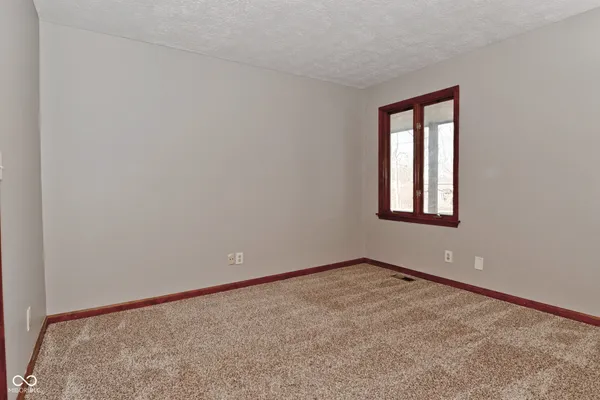 $374,000 | 537 Wayside Court, Plainfield, IN 46168