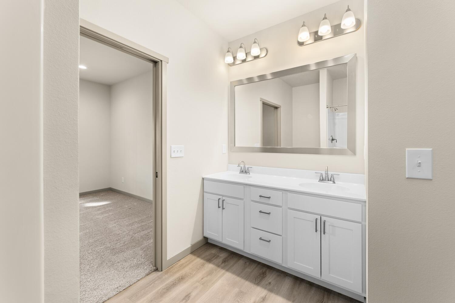 1800 Prairie Place, Unit 4 Holmen, WI 54636 - Photo 15 of 33 14 PRIMARY BATH