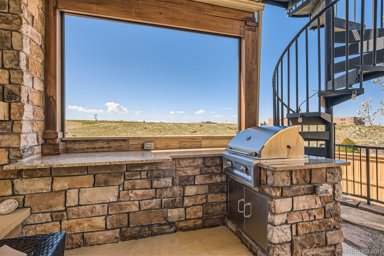 10793 Chadsworth Point Highlands Ranch, CO 80126 - Photo 8 of 44 Gallery Image 8