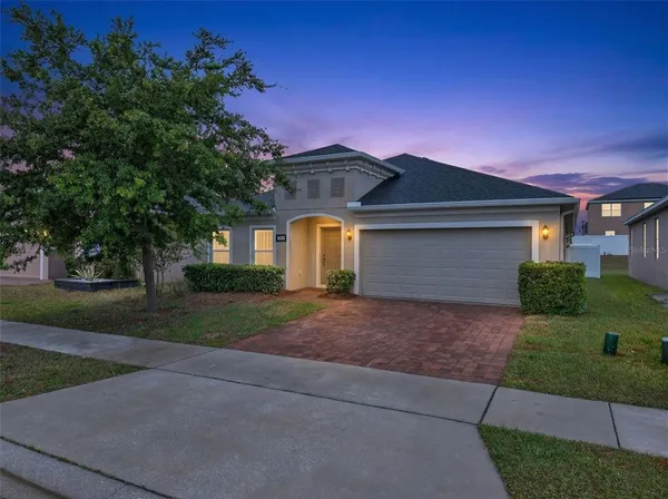 $360,000 | 442 Kestrel Drive, Groveland, FL 34736