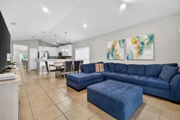 $360,000 | 442 Kestrel Drive, Groveland, FL 34736