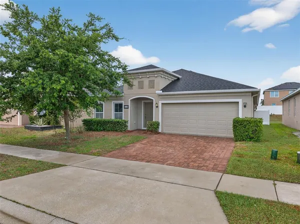 $360,000 | 442 Kestrel Drive, Groveland, FL 34736