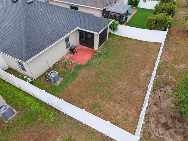 $360,000 | 442 Kestrel Drive, Groveland, FL 34736