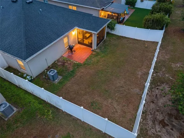 $360,000 | 442 Kestrel Drive, Groveland, FL 34736