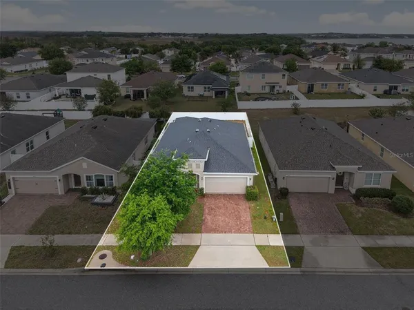 $360,000 | 442 Kestrel Drive, Groveland, FL 34736