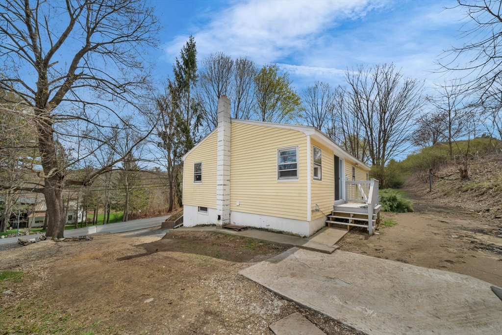 36 Whittier Road Haverhill, MA 01830 - Photo 28 of 32