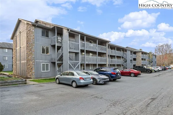 $274,900 | 128 Zeb Street, Unit A104, Boone, NC 28607