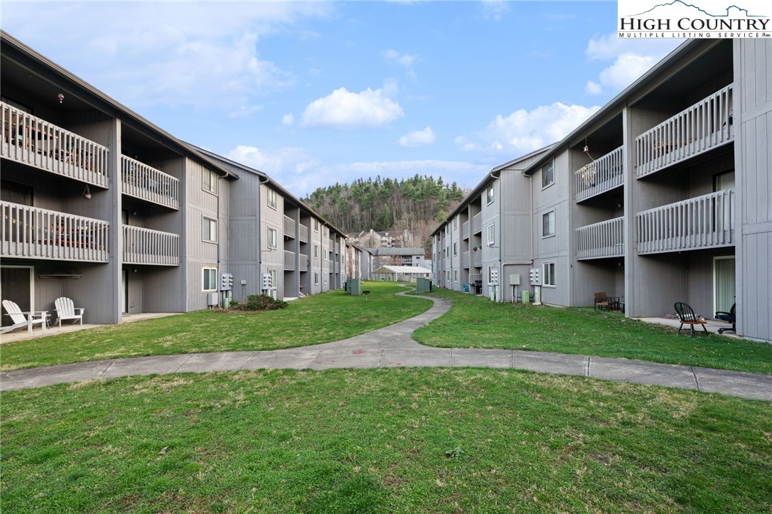 128 Zeb Street, Unit A104 Boone, NC 28607 - Photo 3 of 6