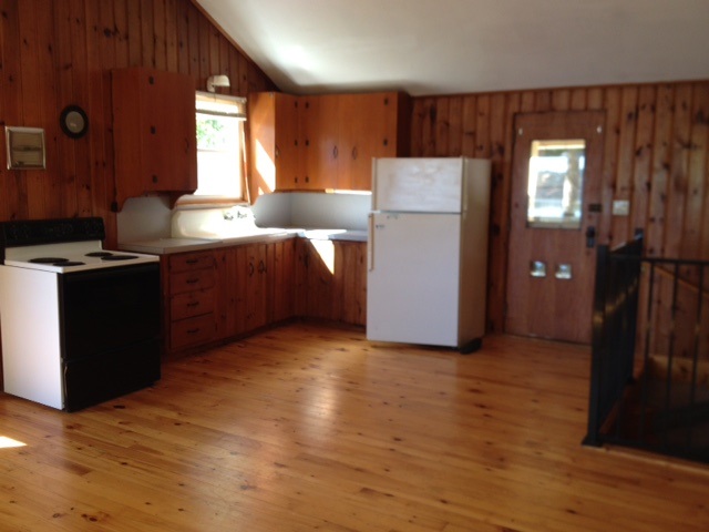 92 Lynchville Park Road Goffstown, NH 03045 - Photo 4 of 13 Gallery Image 4