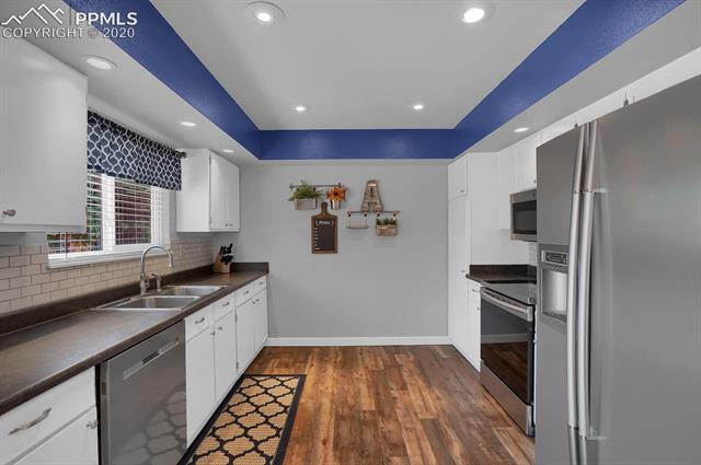 4940 Del Sol Road Colorado Springs, CO 80918 - Photo 7 of 26