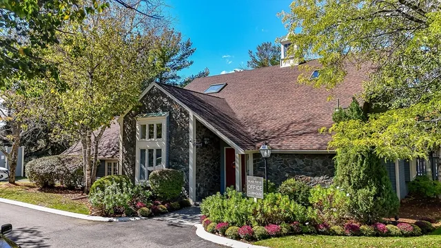$640,000 | 50 Village Post Road, Unit 50, Danvers, MA 01923