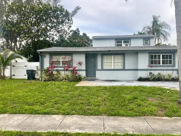 $1,800 | 580 Tallulah Road, Lake Worth, FL 33462