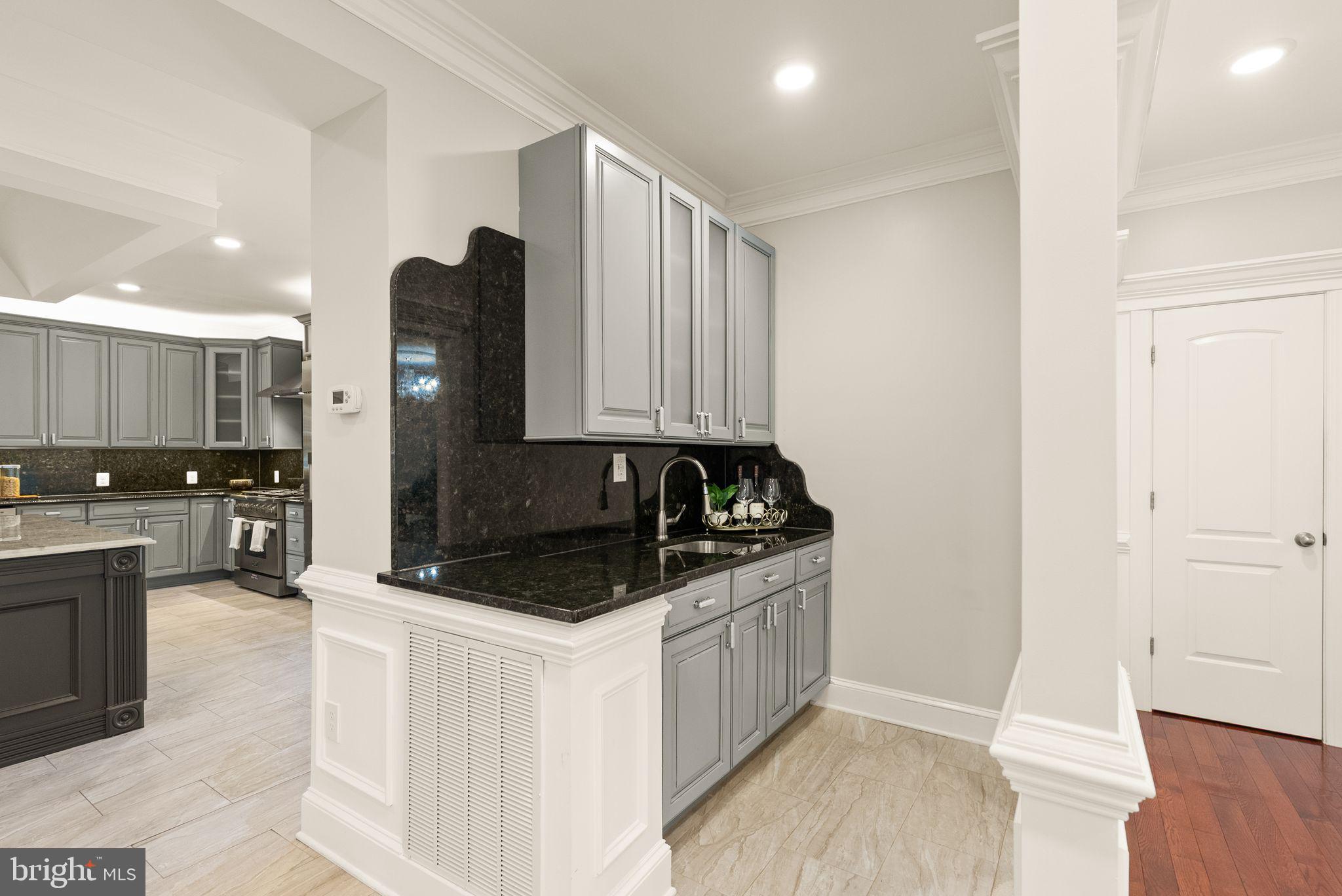 9917 Colony Road Fairfax, VA 22030 - Photo 19 of 70 Gallery Image 19