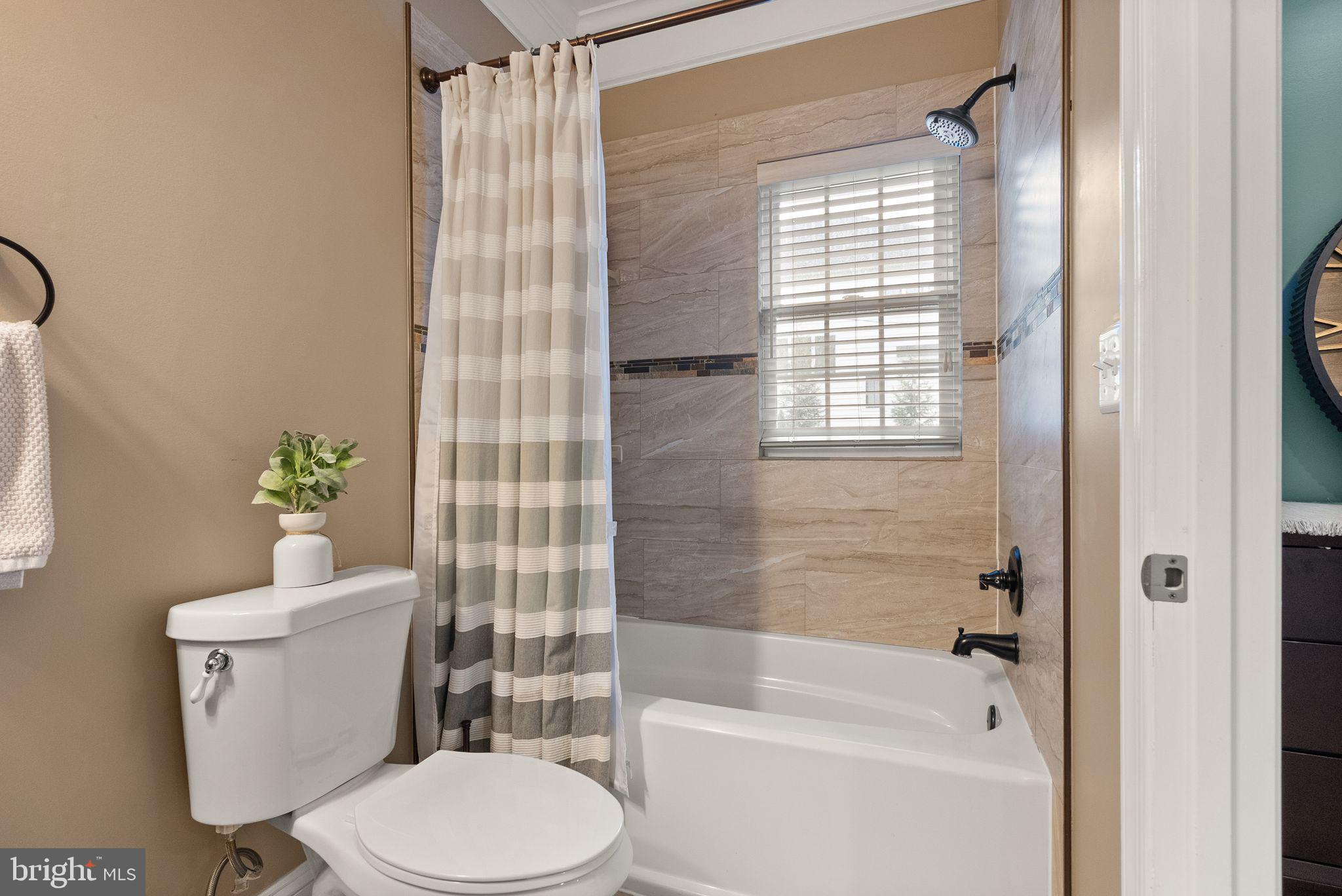 9917 Colony Road Fairfax, VA 22030 - Photo 23 of 70 Gallery Image 23