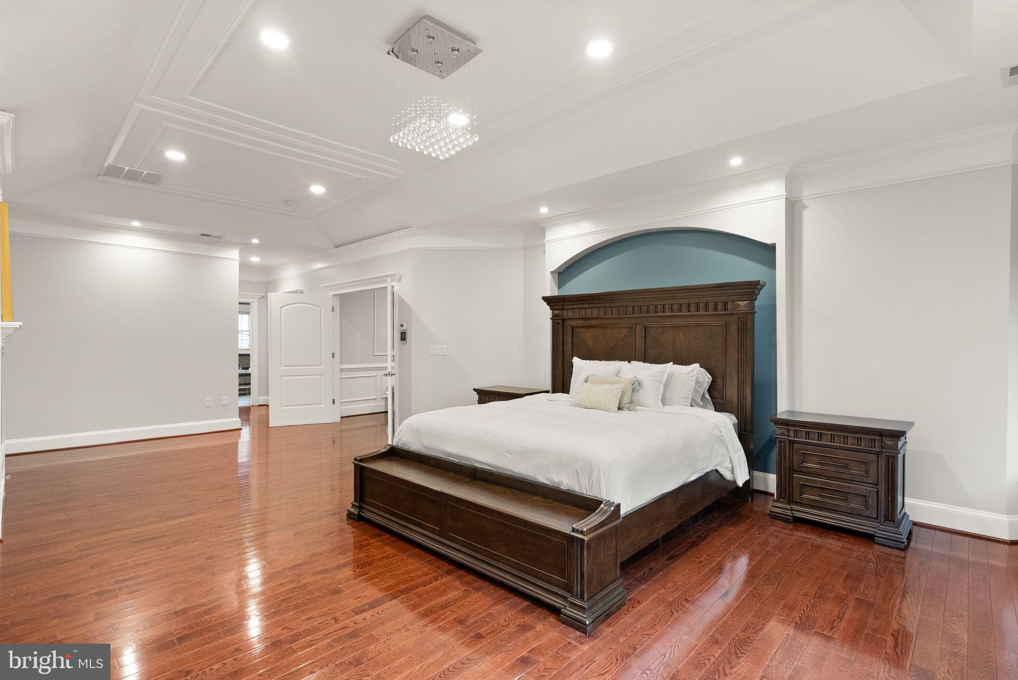 9917 Colony Road Fairfax, VA 22030 - Photo 29 of 70 Gallery Image 29