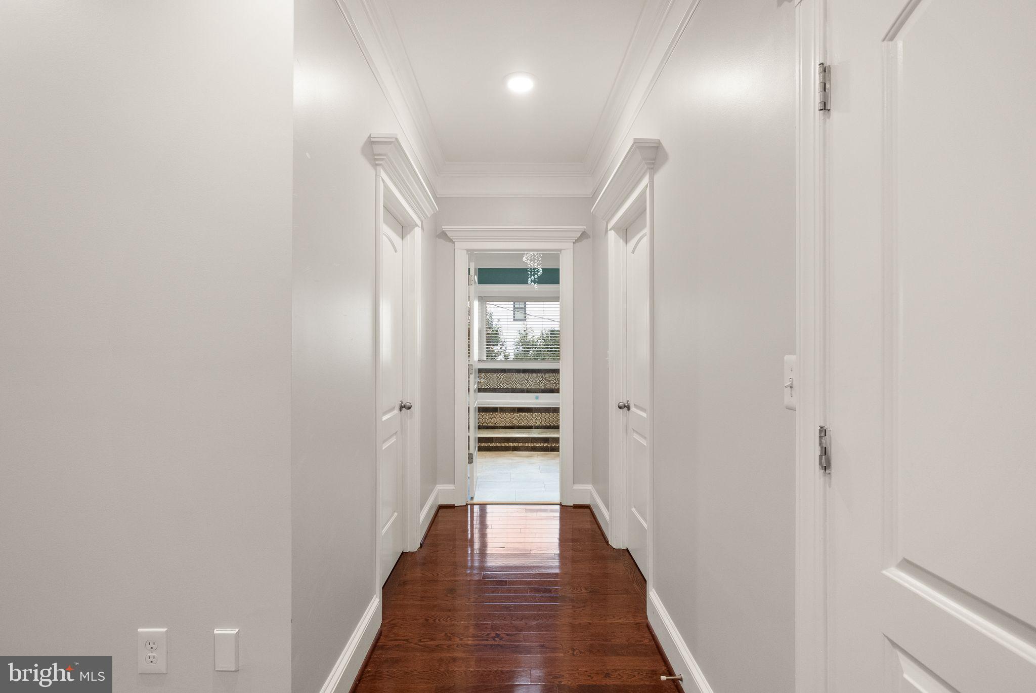 9917 Colony Road Fairfax, VA 22030 - Photo 31 of 70 Gallery Image 31